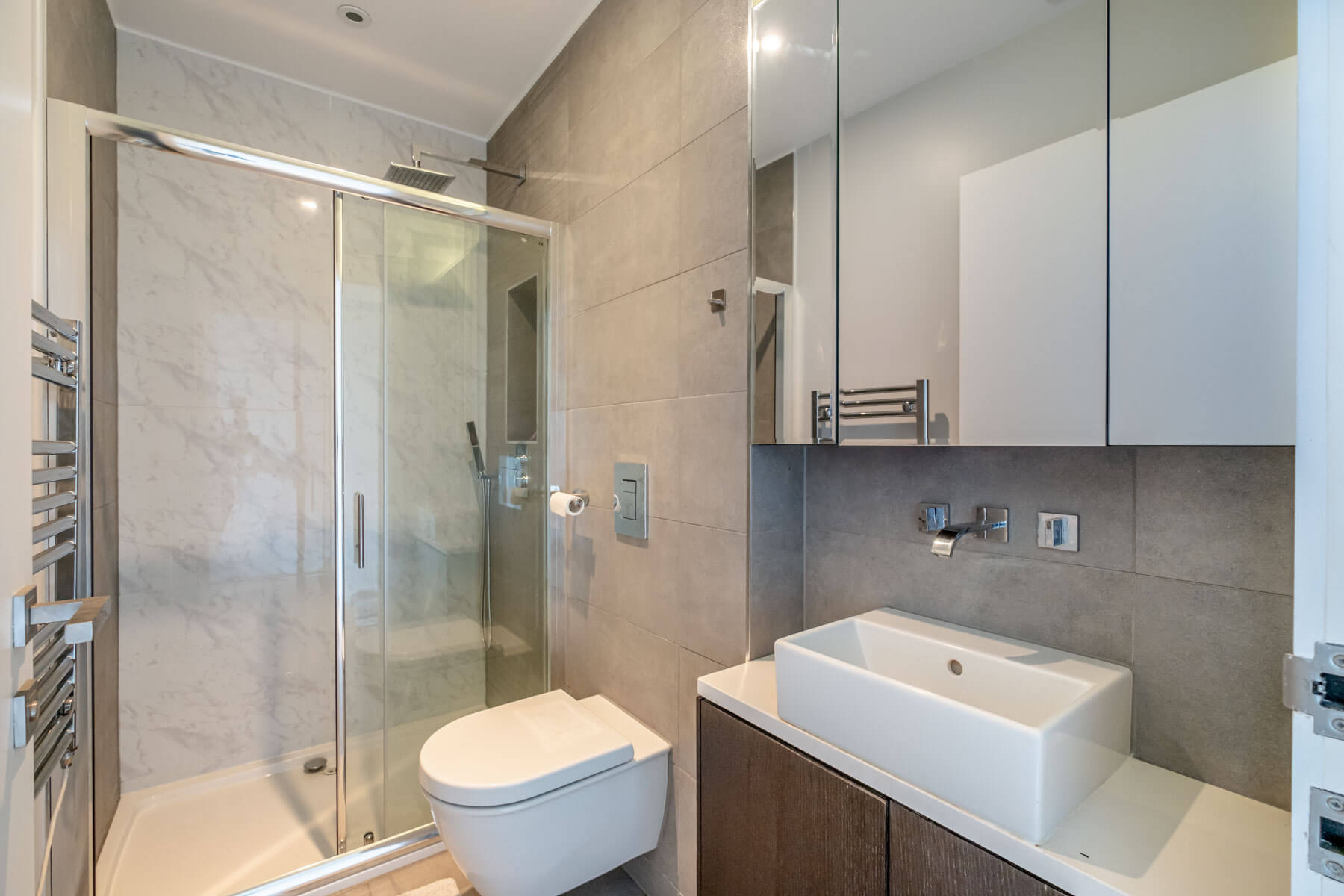 Courtyard Terrace 12