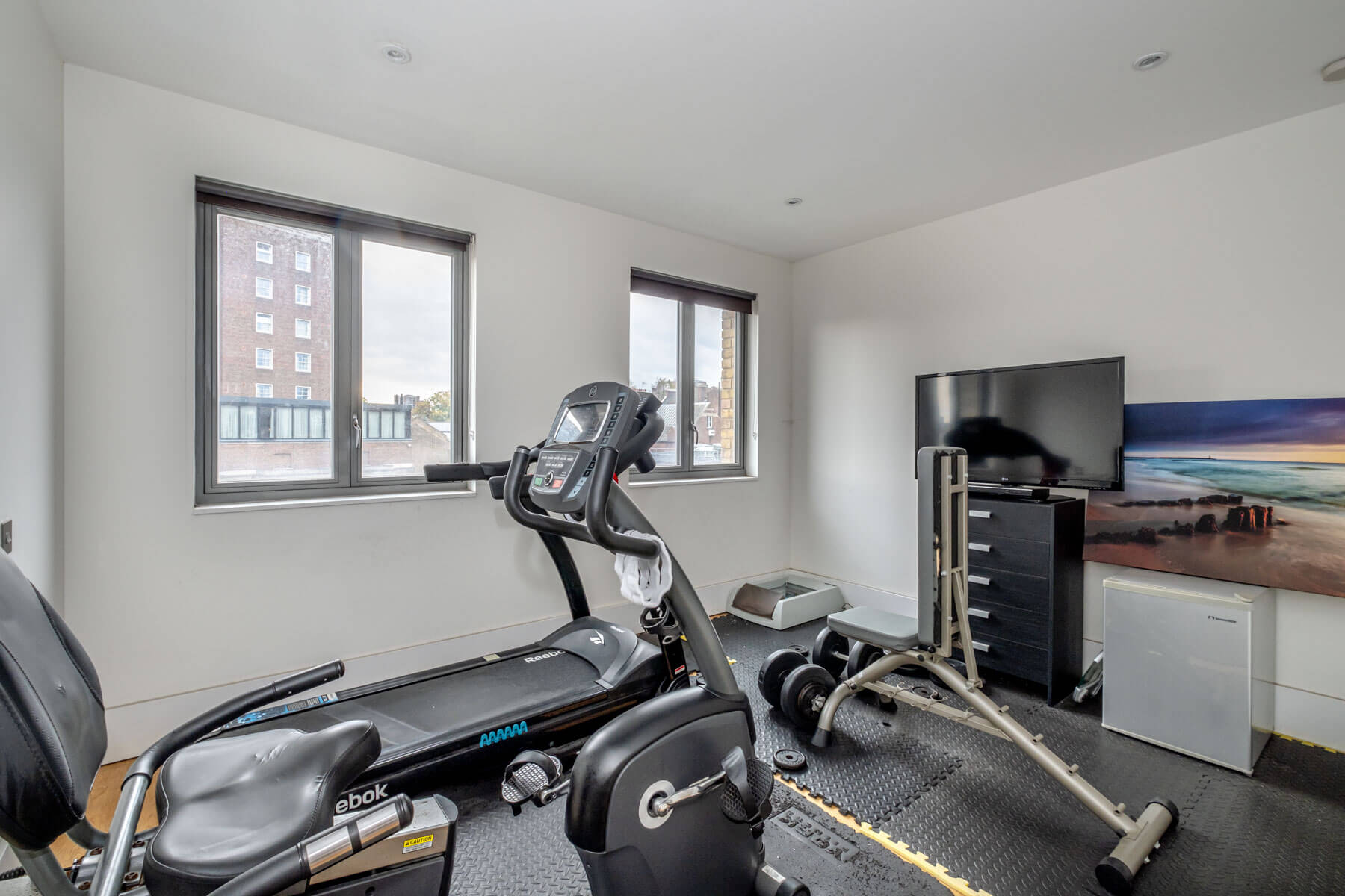 Courtyard Terrace 13