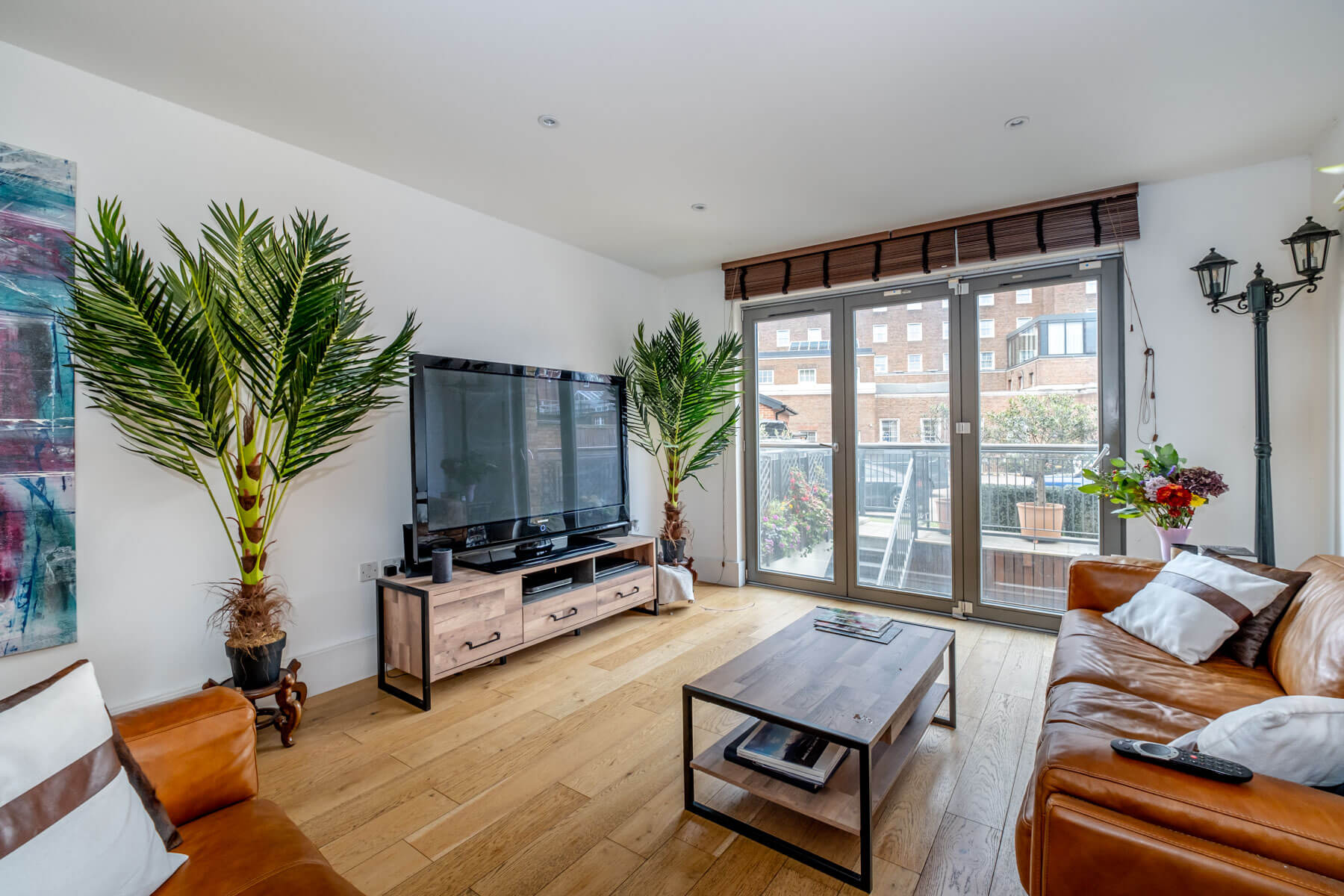 Courtyard Terrace 19